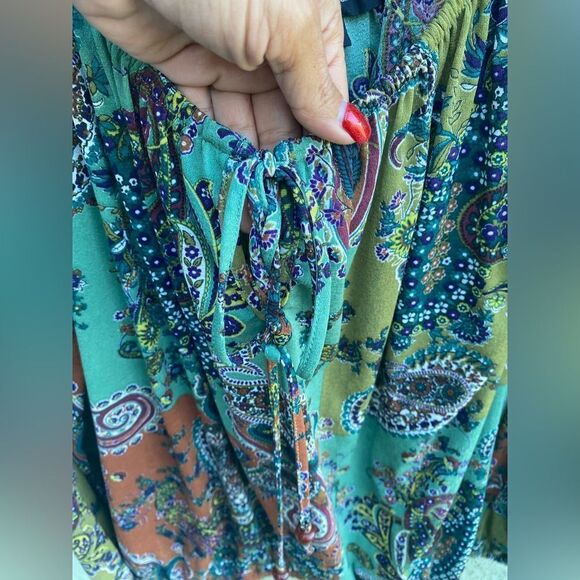 EUC KAREN KANE Long Sleeve Multicolored Paisley Tie-Neck Blouse Medium - Picture 9 of 10